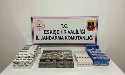 Motosiklet üzerinde bin 100 kaçak sigara ele geçirildi