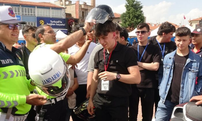 Tavşanlı’da Trafik Haftası renkli etkinliklerle kutlandı