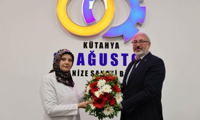 Kütahya 30 Ağustos OSB Müdürü Murat Demir’den Anneler Günü mesajı ve anlamlı jest