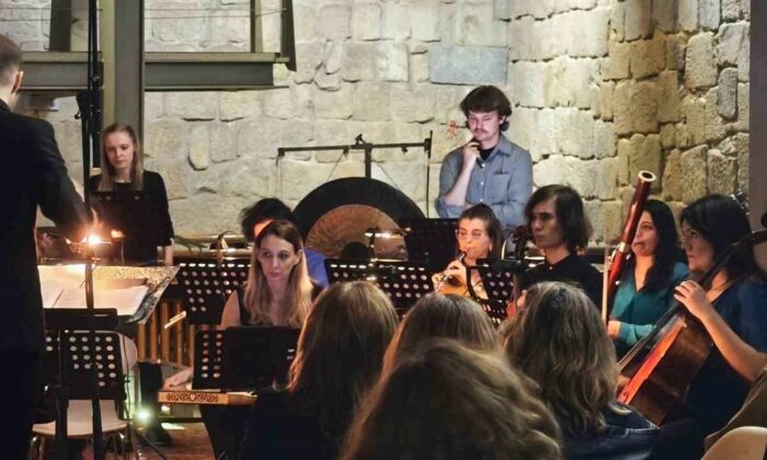 Anadolu Üniversitesi’nin aldığı Erasmus Projesinde bestelenen 7 eser Porto’da seslendirildi