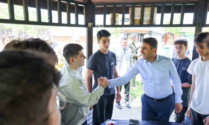 Bilecik Valisi Aygöl’den YKS öncesi öğrencilere moral