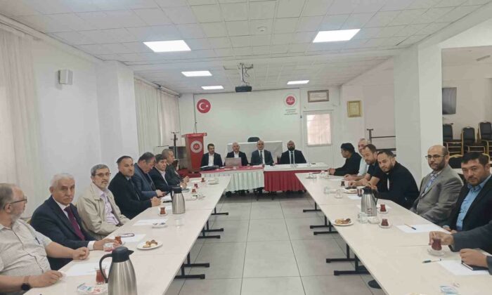 Afyonkarahisar’da umre istişare toplantısı gerçekleştirildi