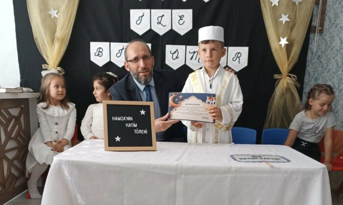 Hisarcıklı Hamza 5 yaşında Kuran-ı Kerim’i hatmetti