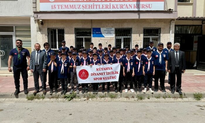 Simav’da hafızlara özel diyanet izcilik kampı