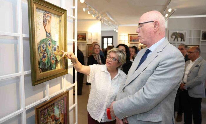 Odunpazarı’nda emek ve sanat bir arada: Kağıt Rölyef Sergisi Açıldı