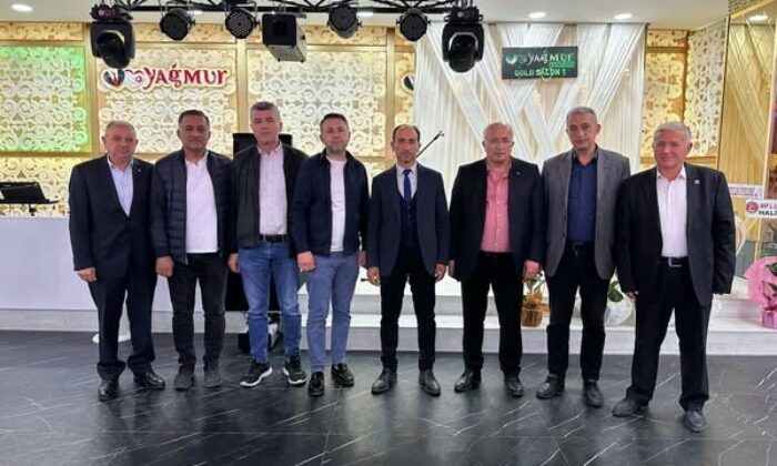 Tavşanlı’da Köy ve Mahalle Muhtarları Olağan Genel Kurulu’nda İrfan Güner yeniden başkan seçildi
