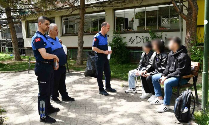 Tepebaşı zabıtasıdan “Tertemiz Eskişehir” denetimi