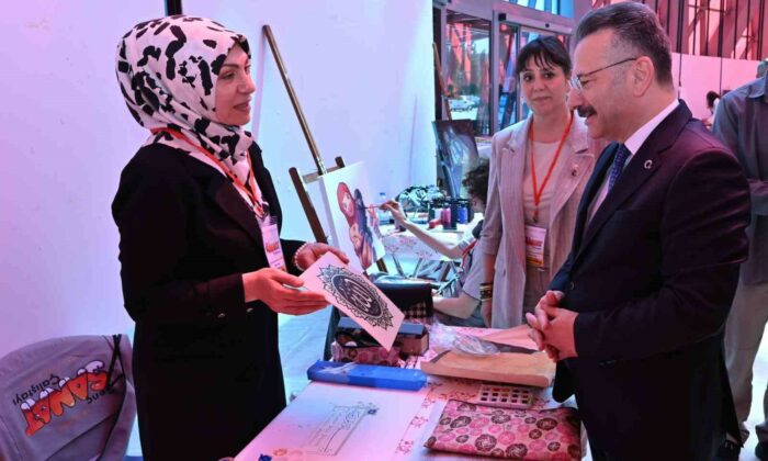 Vali Aksoy Genç Sanat Çalıştayı’na katıldı