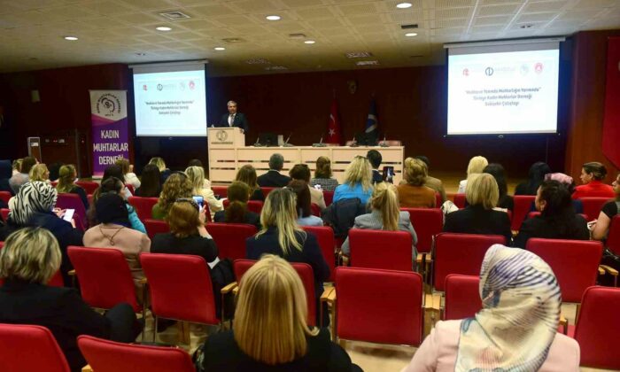 Anadolu Üniversitesi ev sahipliğinde “Muhtarın Yanında Muhtarlığın Yarınında” çalıştayı gerçekleştirildi