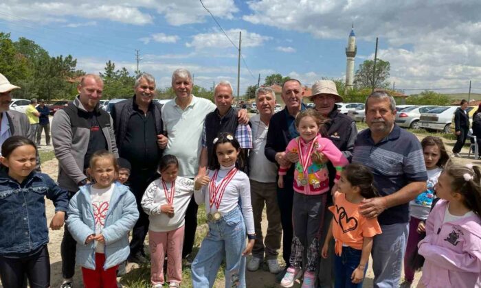 Umraniye köy halkı bahar şenliğinde buluştu