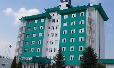 Halis Toprak Huzurevi’nde Huzur kaçmış  gözüküyor