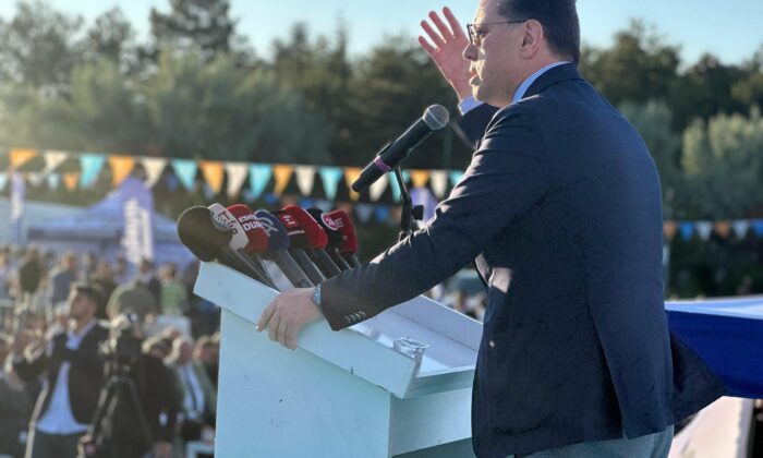 Hatipoğlu:Bayramlaşmanın, muhabbet etmenin ve gönül gönüle olmanın mutluluğunu yaşadık.