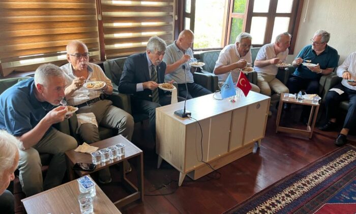 Eskişehir Türk Ocağı’nda coşkulu bayram kutlaması