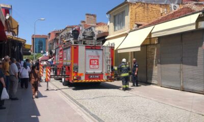 Yangın esnasında duyarsız vatandaşlar, ekiplere zorluk çıkardı