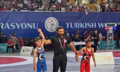 Eskişehirli güreşçiler Sivas’ta şampiyonada başarı elde etti