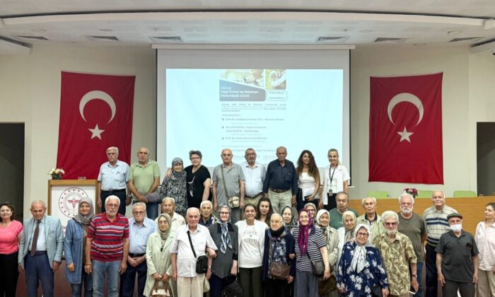 Yunus Emre Devlet Hastanesinde “Dünya Yaşlı İhmal ve İstismarı Farkındalık Günü” Etkinliği Gerçekleştirildi