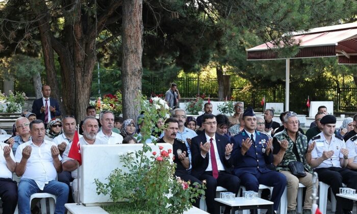 Kütahya’da şehitler için ’Kur’an-ı Kerim Tilaveti ve Mevlüt’ programı