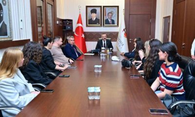 Vali Aksoy, basın kartlarını takdim etti