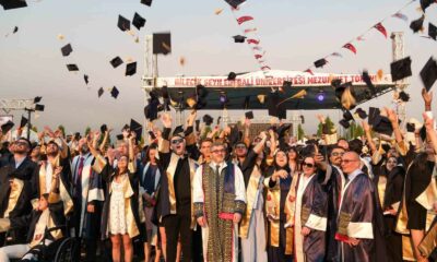 Bilecik Şeyh Edebali Üniversitesi’nde mezuniyet coşkusu