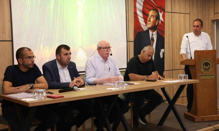Odunpazarı’nda Çarşamba Pazarı için ortak akıl buluşması