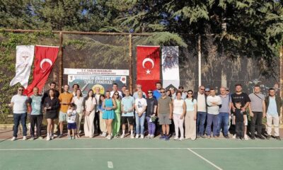 ’1. Sağlık Çalışanları Tenis Turnuvası’ kupa töreniyle sona erdi