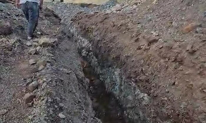 Kaçak kazı ile köyden köye su götürdüler, hayvanlar susuz kaldı