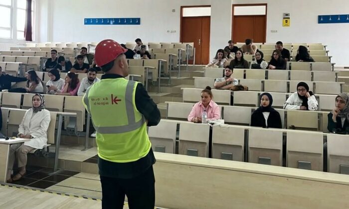 Hisarcık MYO’da “Mezunlar Tecrübe Paylaşıyor” etkinliği