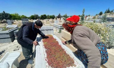 Evlatlarının mezarını ziyaret edemeyen yaşlı çifte Vali Yiğitbaşı çifte bayram yaşattı