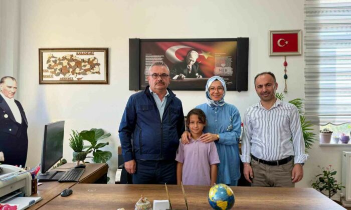 “1 Kural 1 Ömür” temalı resim yarışması il birincisi Hisarcık Atatürk İlkokulu’ndan
