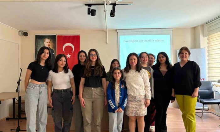 Üniversiteli öğrencilerden ‘Enerji Verimliliği ve Tasarrufu’ semineri