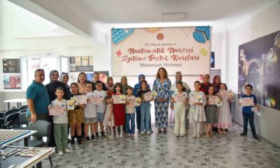 Bilecik Belediyesi’nin eğitime destek kurslarında 200 öğrenci sertifika aldı