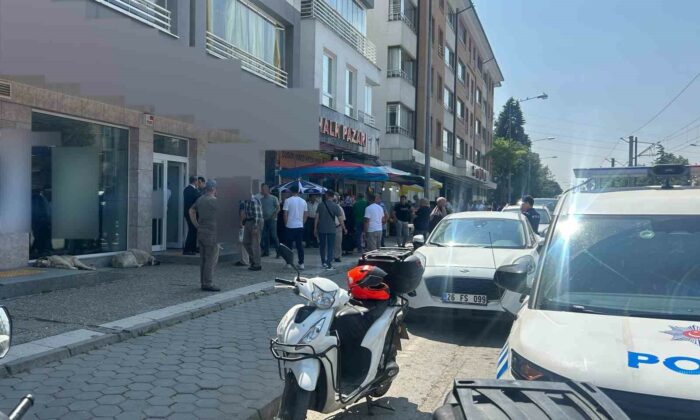 Kredi verilmeyince pompalı tüfekle bankayı bastı