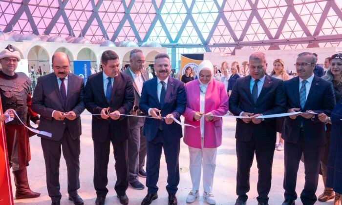 ’Hayat Boyu Öğrenme Yıl Sonu Sergisi’nin açılış töreni yapıldı