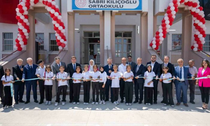 Sabri Kılıçoğlu Ortaokulu ve Süleyman Şah Anadolu Lisesi’nin açılış töreni yapıldı