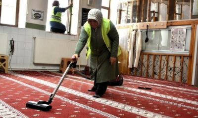 Bayram öncesi manevi temizlik, camilerde gül suyu kokusu