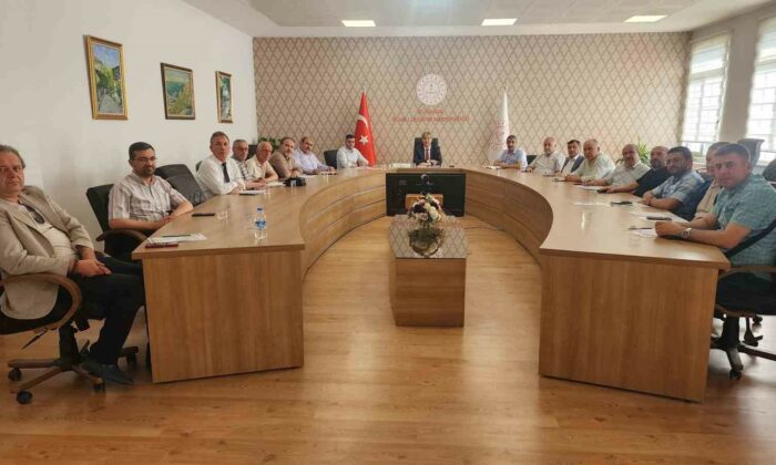 Kütahya’da Lise Müdürleri sene sonu değerlendirme toplantısında bir araya geldi