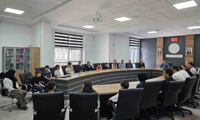 “Farkımız Bizim” tanıtım filmi yarışmasında ödüller sahiplerini buldu