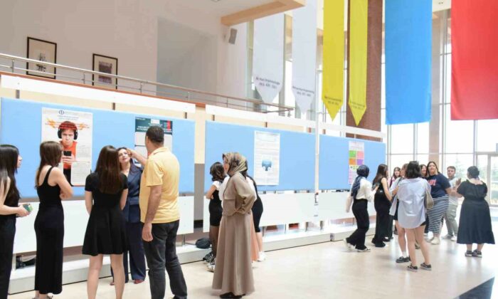 ’Sosyal Hizmet Uygulamalı Araştırma Poster Sunumları Etkinliği’ düzenlendi