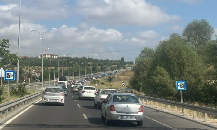 Kütahya’da YKS sınavında polis ekiplerinden zamanla yarış