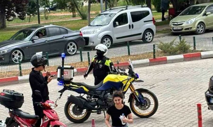 YKS’de kimliğini unutan öğrencinin imdadına polis yetişti