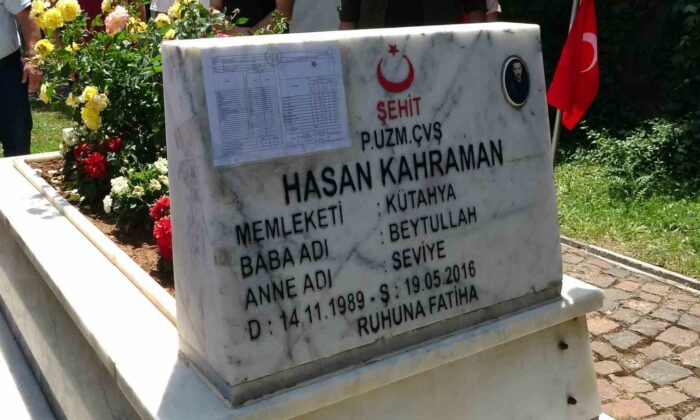 Şehit babasına duygu yüklü karne hediyesi