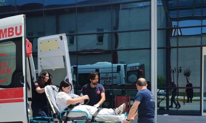 YKS’ye 2 gün boyunca ambulansla götürüldü