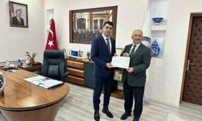 Hisarcık Kaymakamı Bahar’dan milli eğitim çalışanlarına başarı belgesi