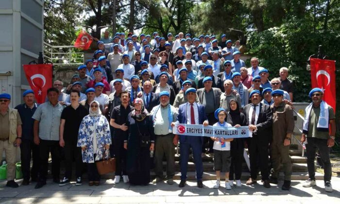 Erciyes Mavi Kartalları, Kütahya’da şehit aileleriyle buluştu