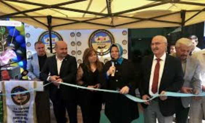 “Esnaf ve sanatkarlarımızın her daim yanında, onların emeklerine destek olmayı sürdüreceğiz”
