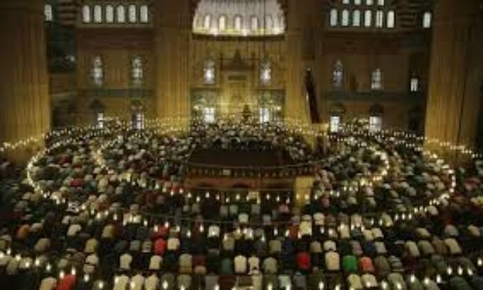 Eskişehir’de bayram namazı saatleri belli oldu: İşte ilçeler için namaz vakitleri