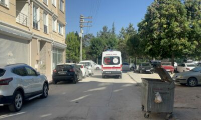 Birinci kattan düşen 1 buçuk yaşındaki çocuk hastaneye kaldırıldı