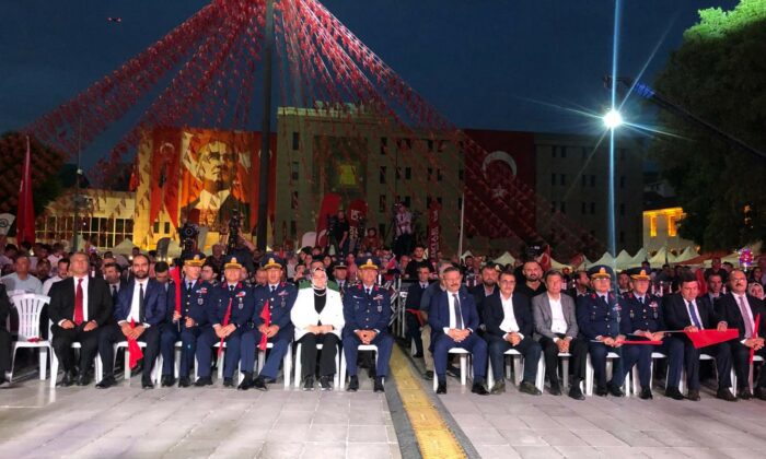 Valilik Meydanı’nda 15 Temmuz anma programı gerçekleştirildi