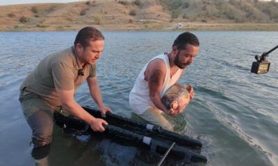 Yakaladıkları balıkları gelecek nesiller için serbest bırakıyorlar