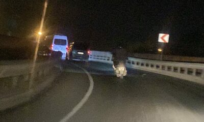 Arka ışıkları yanmayan motosikletli hem kendisini hem de trafiği tehlikeye düşürdü